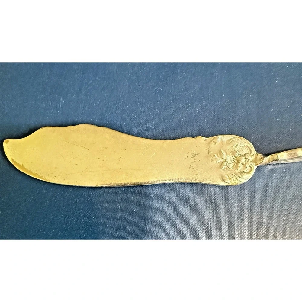 Wm Rogers BERWICK DIANA Silverplate TWISTED HANDLE BUTTER KNIFE Flatware 1904